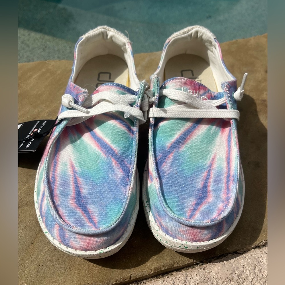 Hey Dude Women's Wendy Tie Dye Slip-On Shoes in Rose Candy Size 6 NWT
